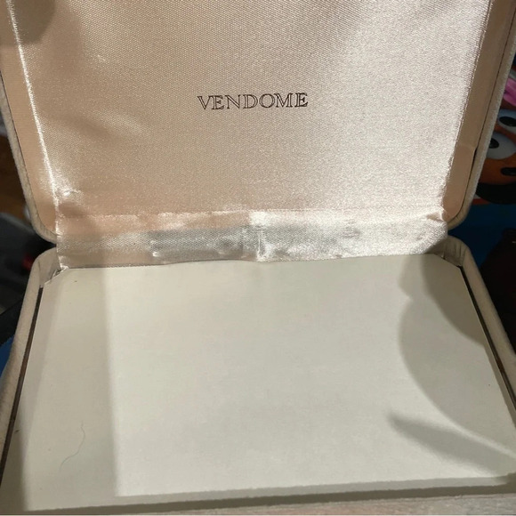 Vintage Vendome Marquise Rhinestone Necklace and Earrings in Original Box - Picture 9 of 13